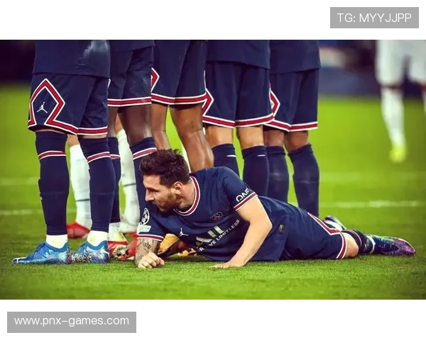 梅西化身场上指挥官率队掌控比赛节奏